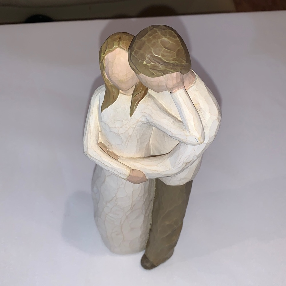 Willow tree couple figuring